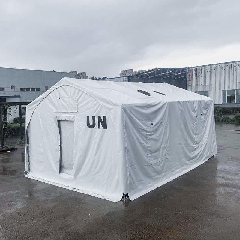 5x7m একটি ঝিল্লি আবৃত ইস্পাত ফ্রেমের কাঠামো ত্রাণ তাঁবু টাইপ করুন